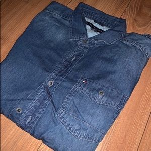 Tommy hilfiger button up shirt